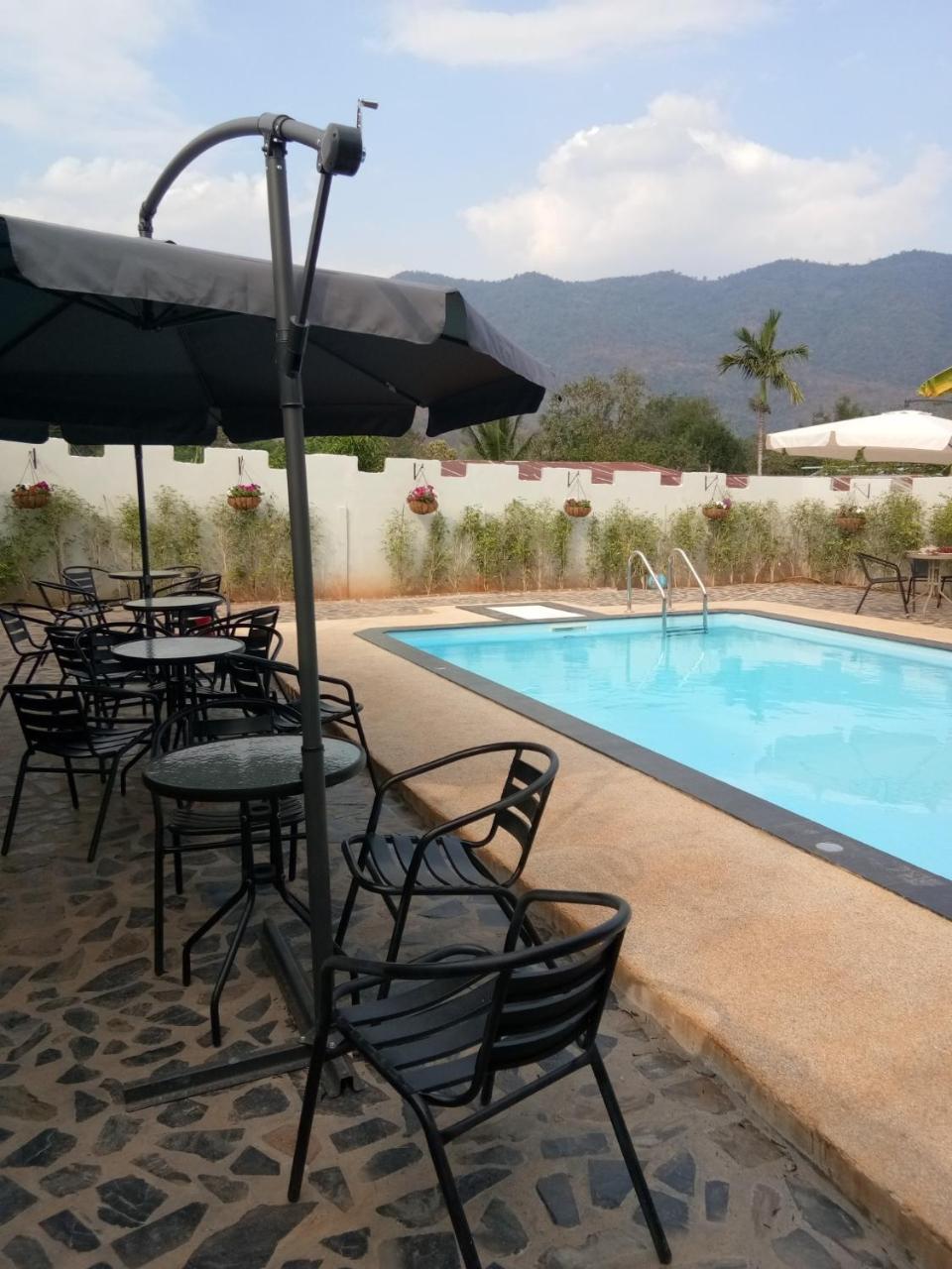 Thai Castle Resort Ban Thap Sila Zewnętrze zdjęcie